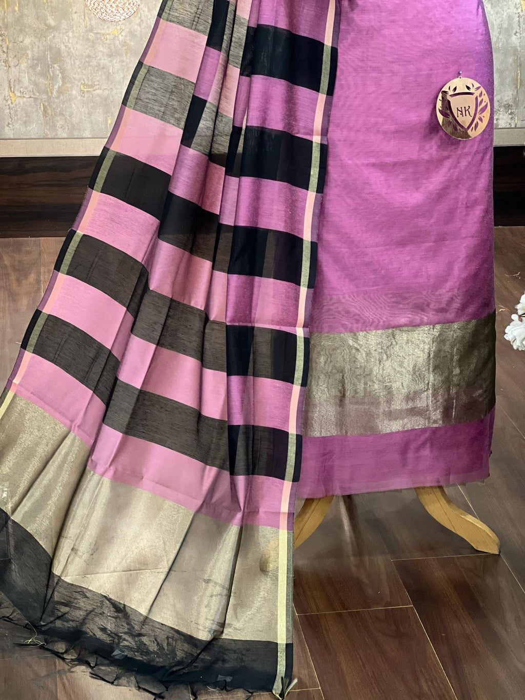 Banarsi Unstitched suit