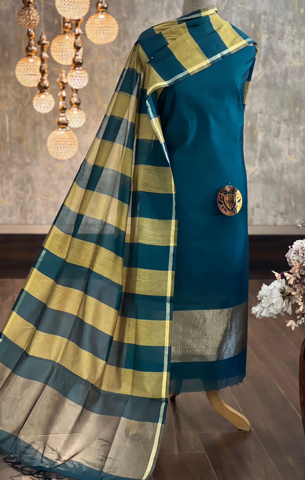 Banarsi Unstitched suit