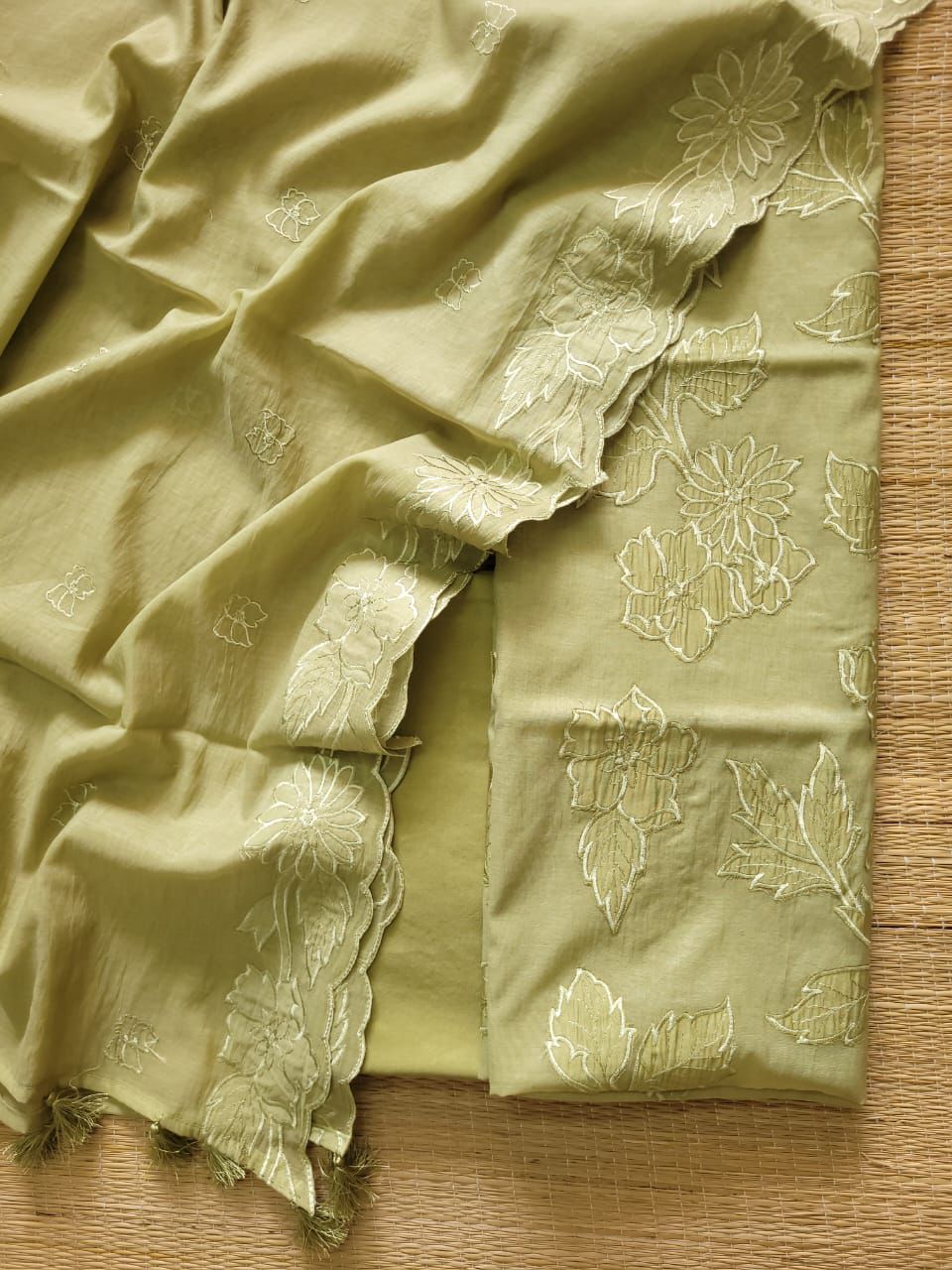 Mul mul cotton with applique work Unstitched suit