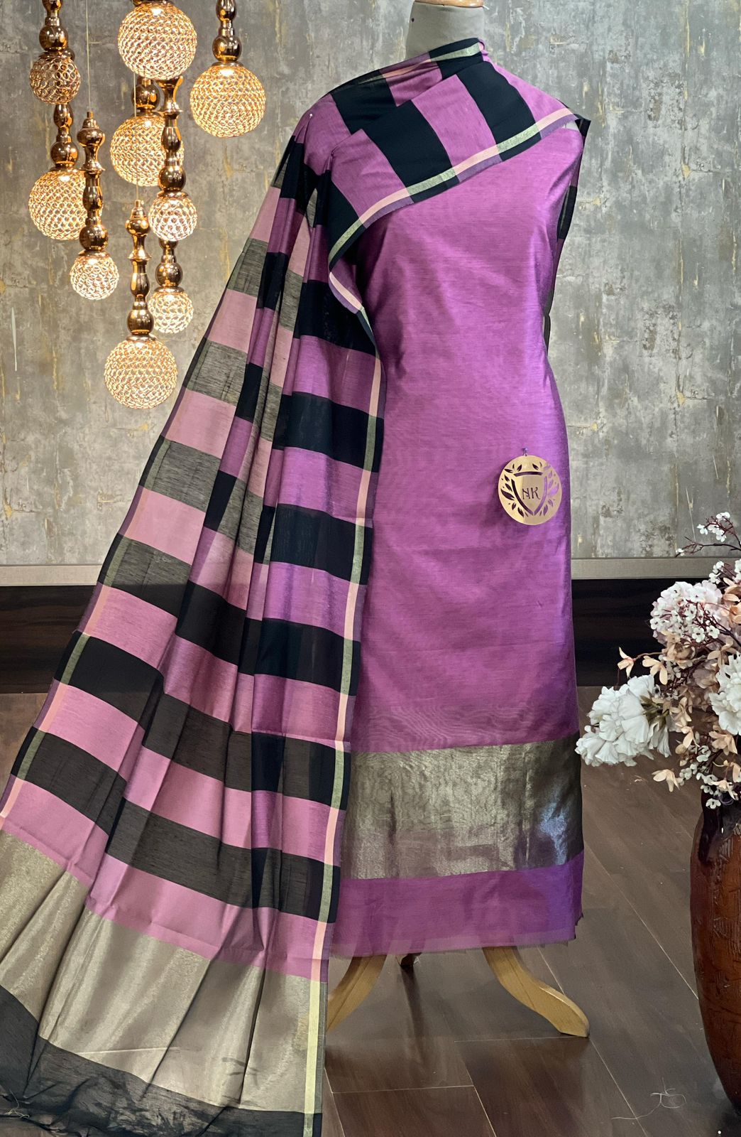 Banarsi Unstitched suit